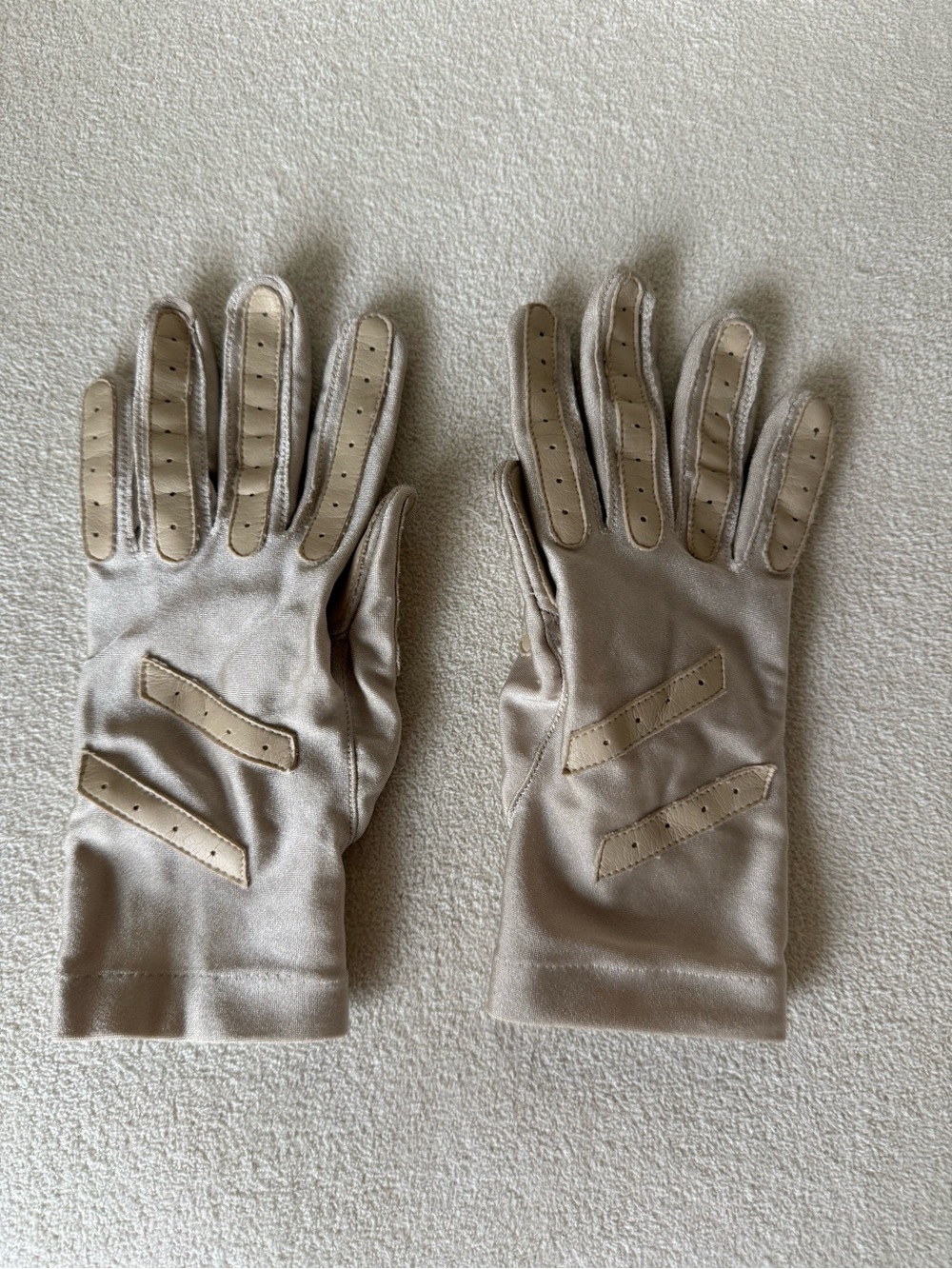 Women’s Neutral Beige Gloves with Leather